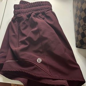 Lululemon hotty hot shorts